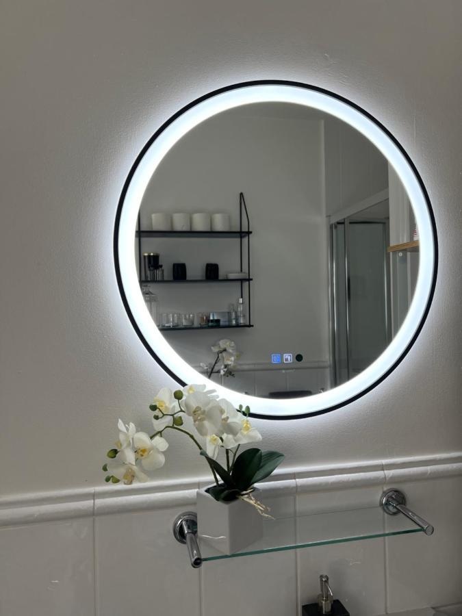 Lovely Apartment In Cork Esterno foto