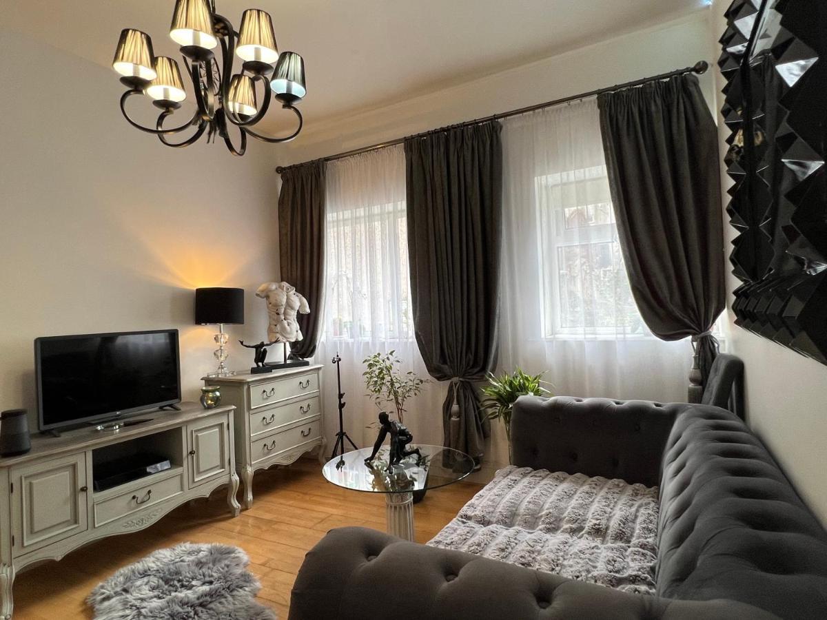 Lovely Apartment In Cork Esterno foto