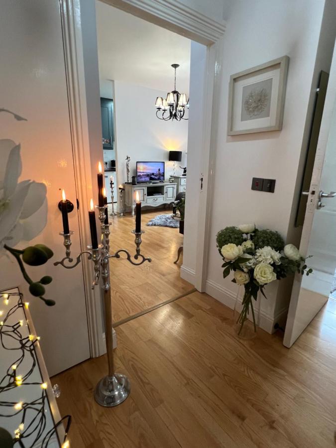 Lovely Apartment In Cork Esterno foto